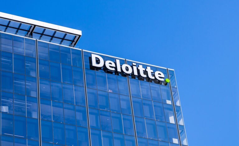 Deloitte Hiring 2026: Freshers & Graduates Can Apply – Check Eligibility, Roles & Apply Now